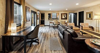 LUXX LODGE Glamping and Taos RV Park