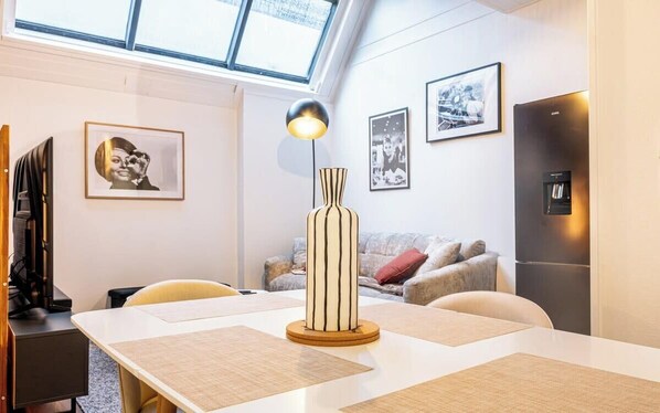 تناول الطعام