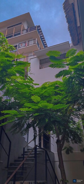 Exterior - PISCIS CONDO
Dawn overlooking the most beautiful bay in Mexico. (Zihuatanejo)