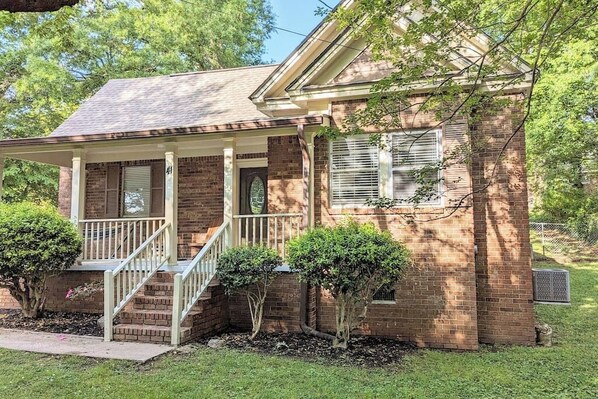 Exterior - Contractors Lounge Near Downtown Cartersville (Cartersville)