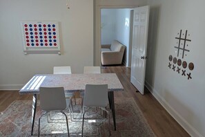 Dining - Contractors Lounge Near Downtown Cartersville (Cartersville)