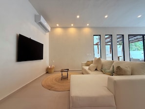 Smart TV