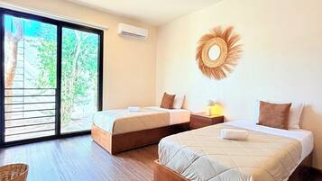 5 bedrooms, iron/ironing board, travel crib, free WiFi