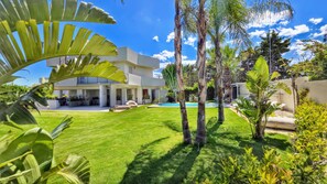 Exterior - Shati Luxury- Private Heated Pool, sea view, two steps from beach (Fontane Bianche)