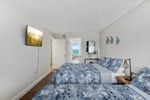 2 bedrooms, free WiFi, bed sheets - Oceanfront View, Spacious Townhouse, Heated Pool (Indian Rocks Beach)