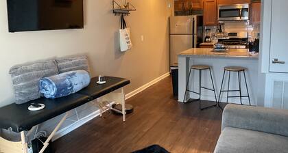 Charming 1BR Getaway with Pool, Patio, Free Parking & Pet Friendly