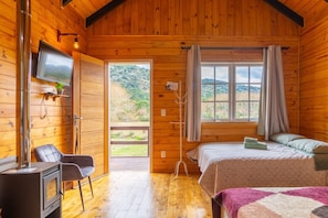 Cabana Curucaca - Urubici | Premium bedding, individually decorated, individually furnished