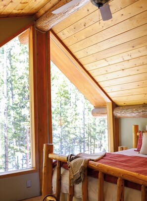 4 chambres, fer et planche à repasser, Wi-Fi, draps fournis