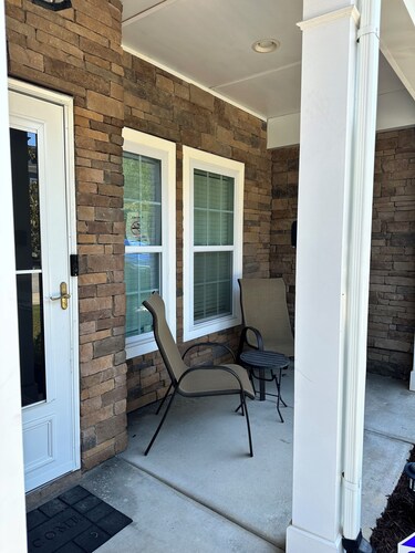 Cozy home away from home in Cary!