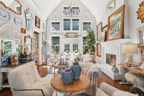 Interior - Stunning European Estate in Franklin, TN - Luxury Interior, Views, Security Gate (Franklin)