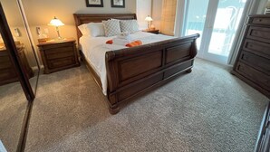 4 Schlafzimmer, Bügeleisen/Bügelbrett, kostenloses WLAN, Bettwäsche