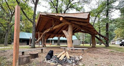 Studio Near Lake Michigan and Manistee River - Janix Escapes