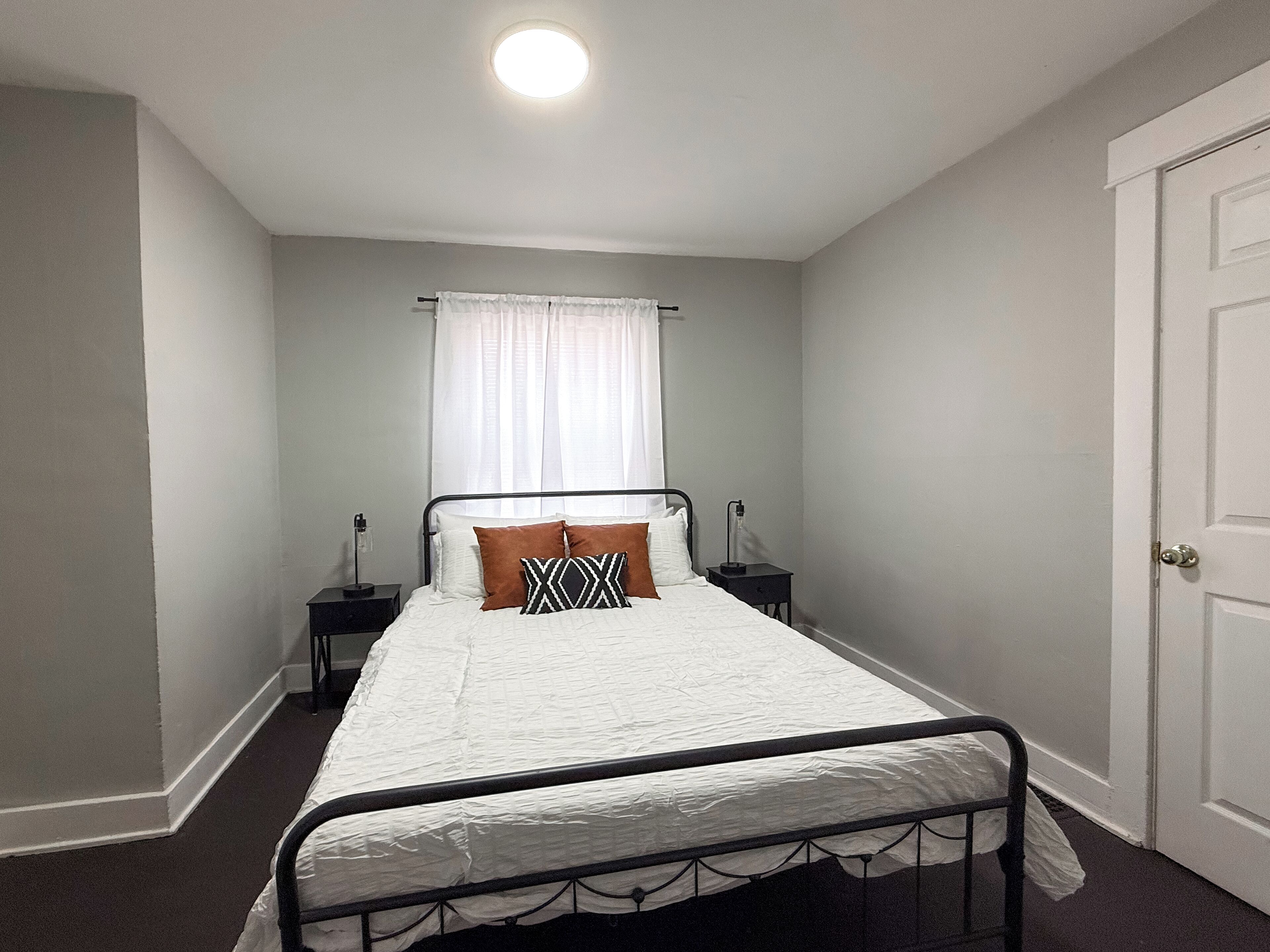 3 bedrooms, WiFi, bed sheets