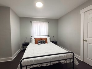 3 bedrooms, WiFi, bed sheets