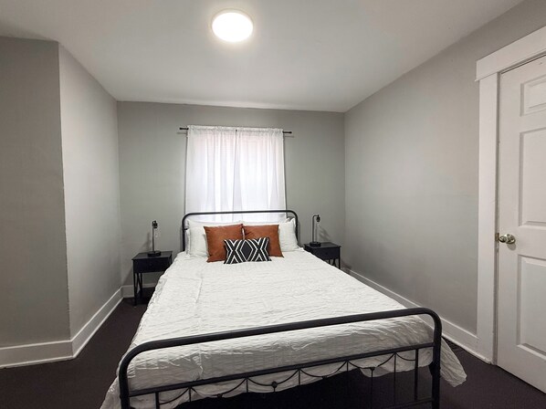 3 bedrooms, WiFi, bed sheets