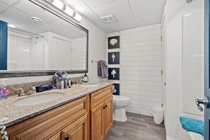 Hair dryer, towels