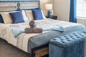 3 bedrooms, desk, iron/ironing board, travel cot