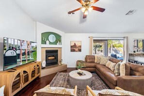 TV, fireplace, offices