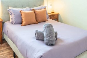 3 bedrooms, iron/ironing board, travel cot, WiFi