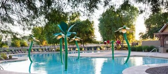 *NEW* Gorgeous Oasis Retreat Pools Golf Pickleball