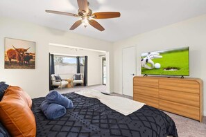 3 bedrooms, iron/ironing board, travel cot, WiFi