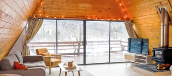 Peaceful A-Frame Cabin - Great Views with Hot Tub