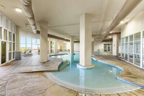 Pool - Beachfront 3-bedroom Condo on 15th Floor Balcony, Lazy River, Jacuzzis (Orange Beach)