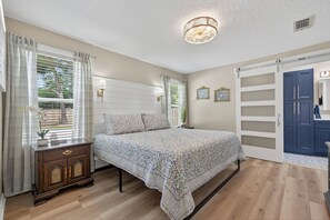 4 Schlafzimmer, Bügeleisen/Bügelbrett, WLAN, Bettwäsche