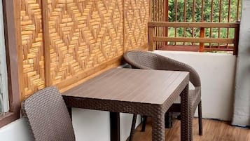 Familiekamer, balkon, uitzicht op resort | Terras
