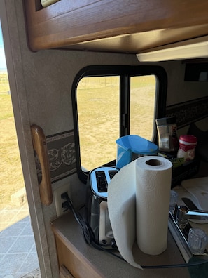 Kaffee und/oder Kaffeemaschine
