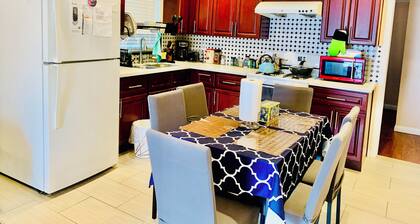 Charming 3-bedroom house with AC in Avocado Heights