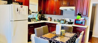 Charming 3-bedroom house with AC in Avocado Heights