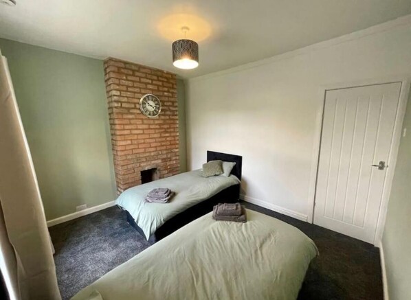 2 habitaciones, wifi y ropa de cama