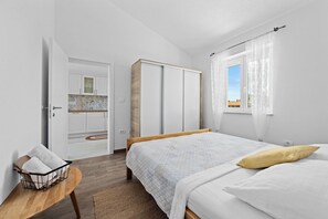 4 makuuhuonetta, internet, vuodevaatteet