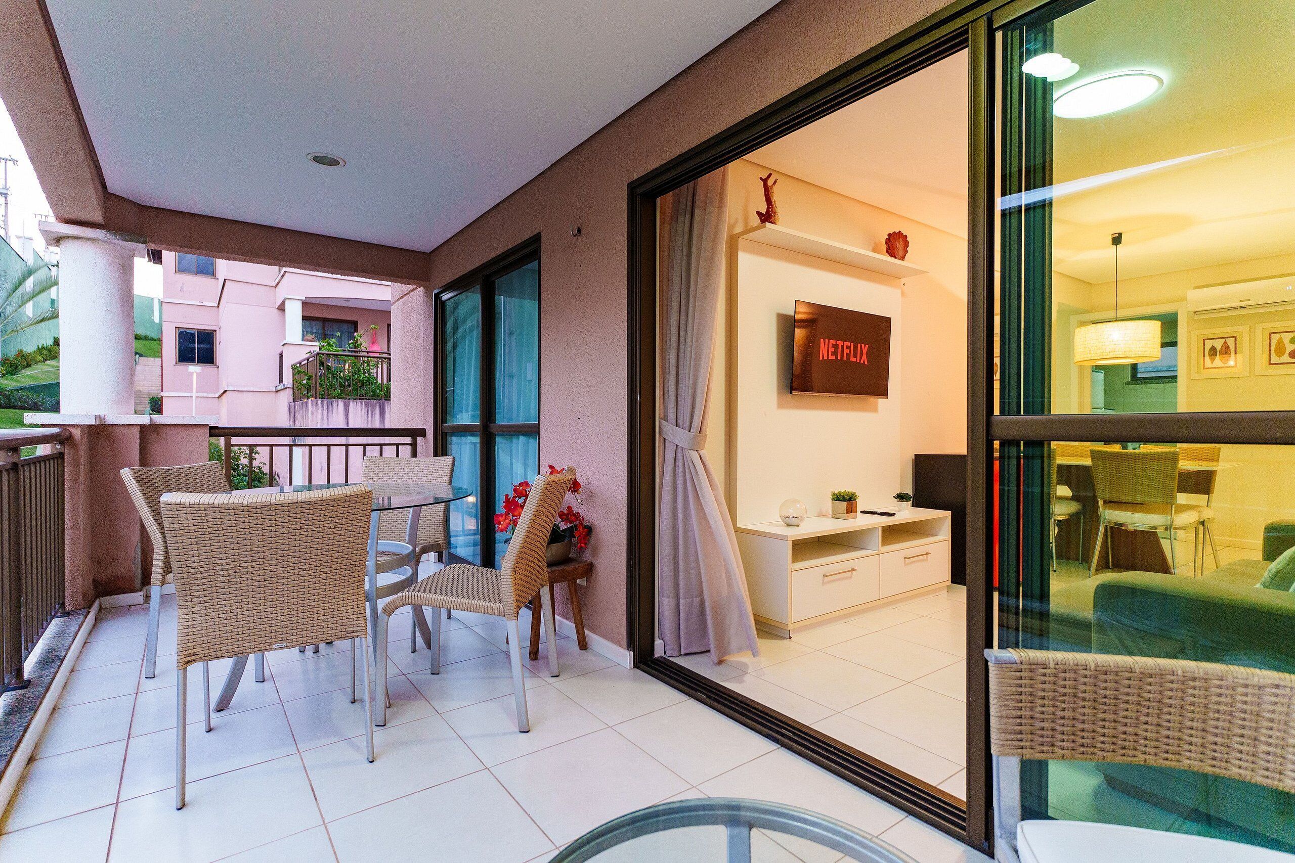 Apartamento | Restaurante al aire libre