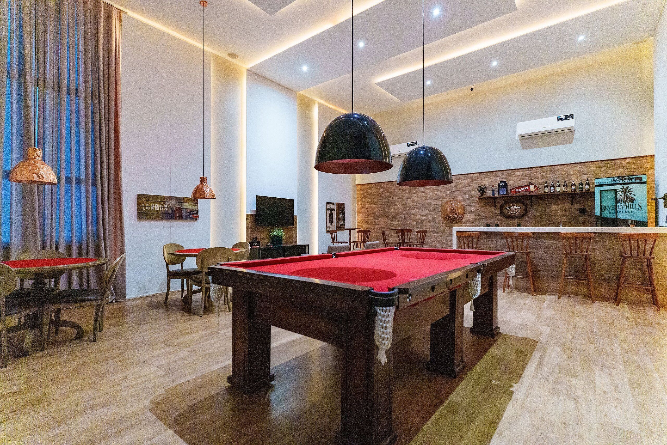 Apartamento | Bar (en el alojamiento)