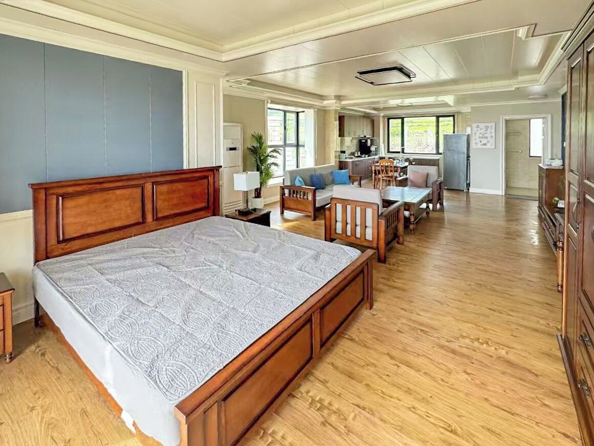 โต๊ะทำงาน, ผ้าม่านกันแสง, ห้องเก็บเสียง, Wi-Fi ฟรี