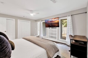 6 habitaciones, escritorio, tabla de planchar con plancha y wifi gratis 