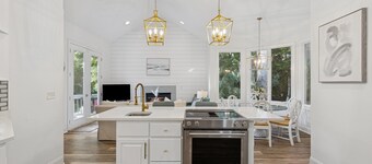 15 Heath Drive @ Palmetto Dunes | Private Pool | Bunk Room | 5 min to Beach |