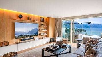 TV, fireplace, books, stereo
