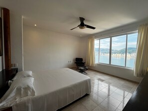 3 bedrooms, desk, iron/ironing board, free WiFi - Condo with spectacular view of the Acapulco bay (Acapulco de Juárez)