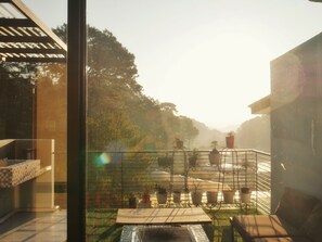 Property grounds - Charming 5-bedroom Villa in Baguio with Heated Dipping Pool :Glass & Green Perch (Baguio)