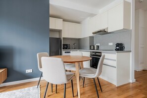 Fridge, microwave, oven, dishwasher