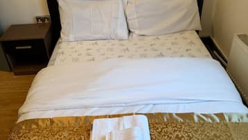 5 habitaciones, wifi gratis y ropa de cama