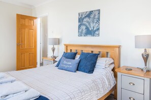 2 Schlafzimmer, Bügeleisen/Bügelbrett, Internetzugang