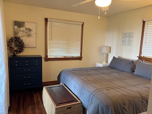 1 quarto, Wi-Fi de cortesia, roupa de cama