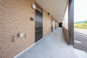 Majoituspaikan sisäänkäynti