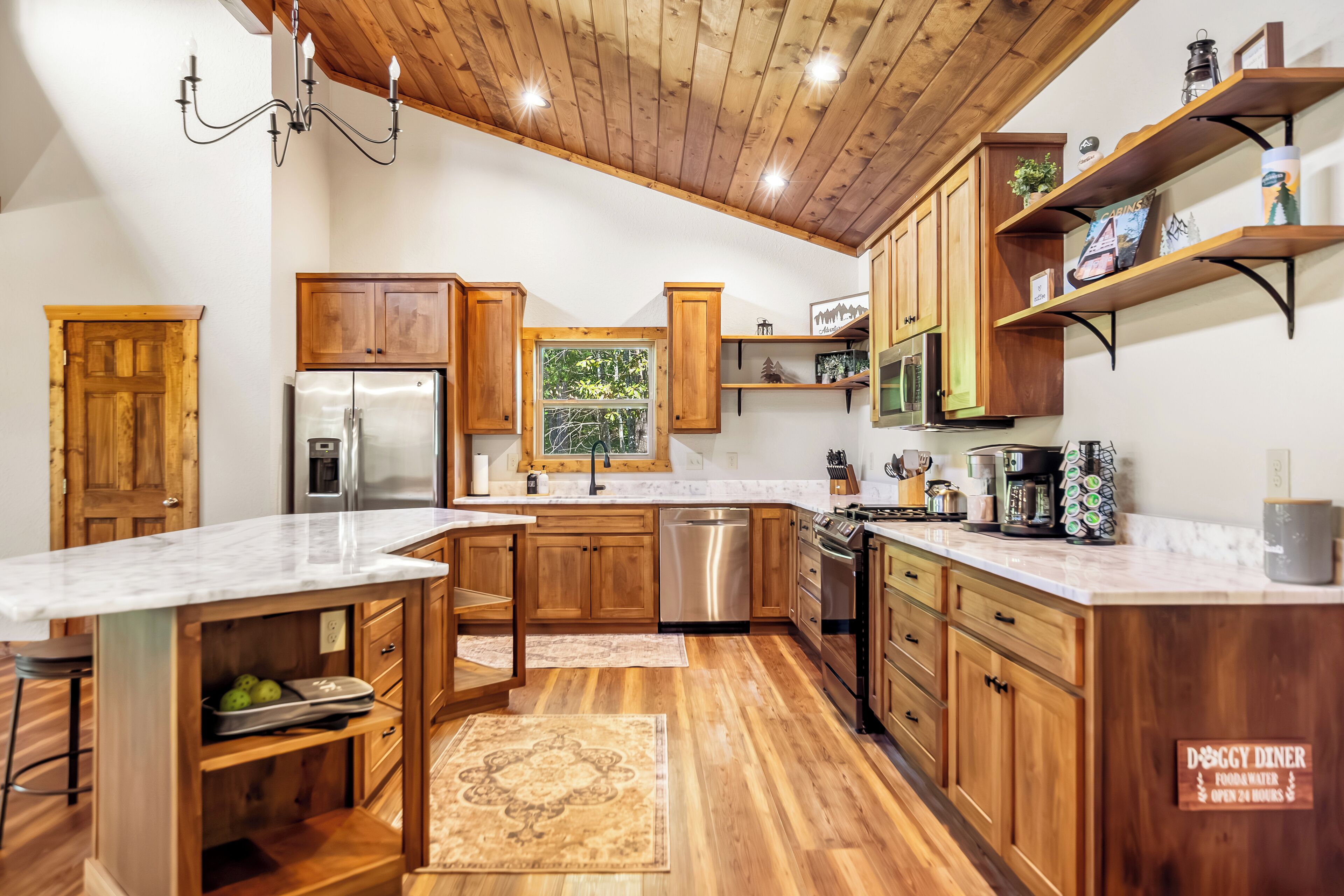 ميكروويف، فرن، موقد طهي مسطح، غسالة أطباق