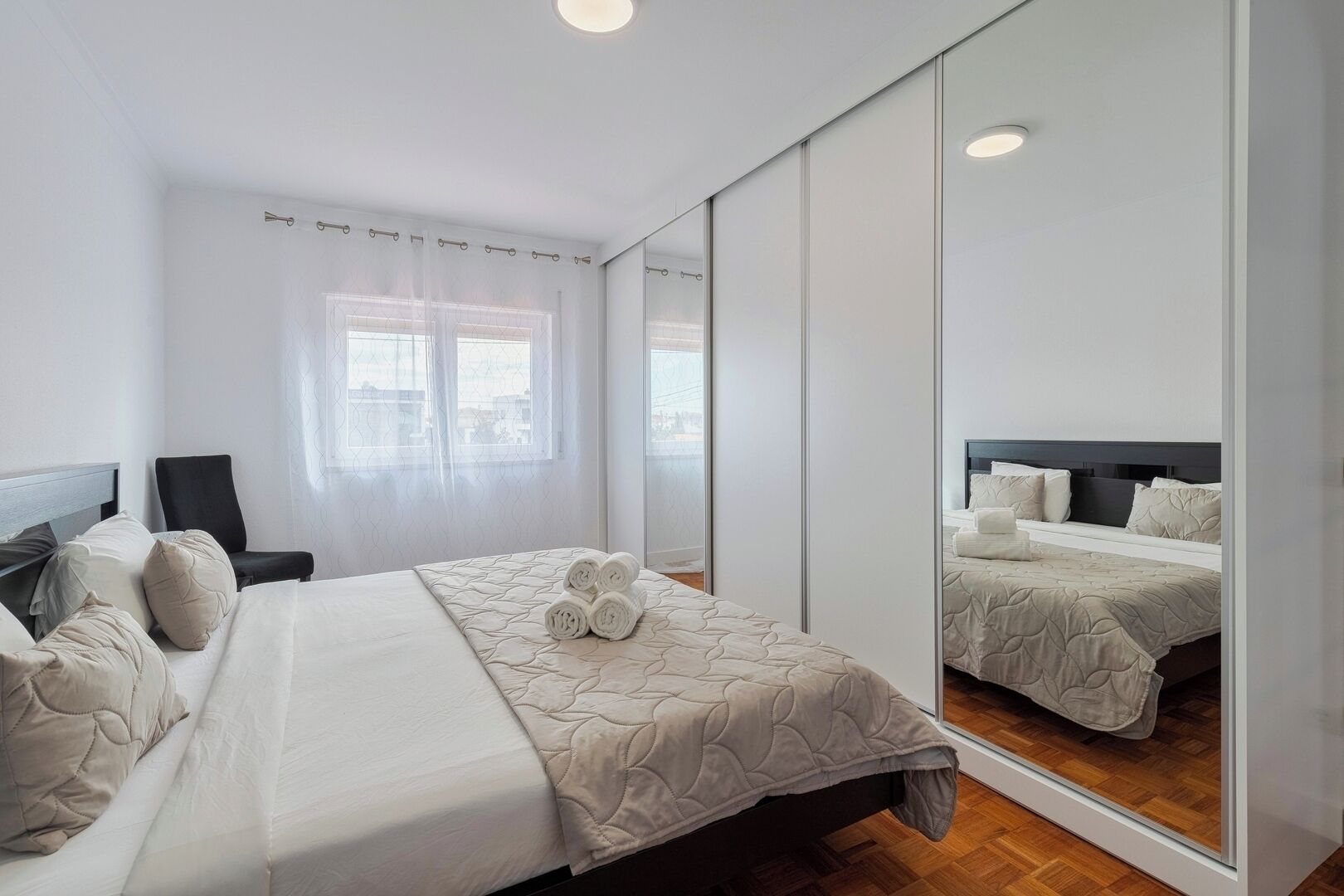 3 bedrooms, iron/ironing board, travel cot, WiFi