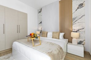 Deluxe Apartment, Non Smoking, Canal View | In-room safe, blackout drapes, iron/ironing board, free WiFi